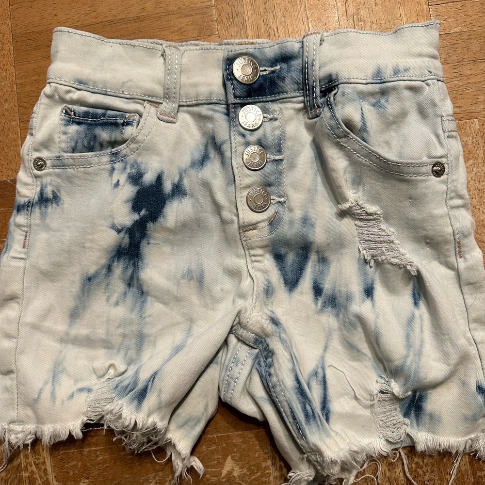 Justice cut offs size 8